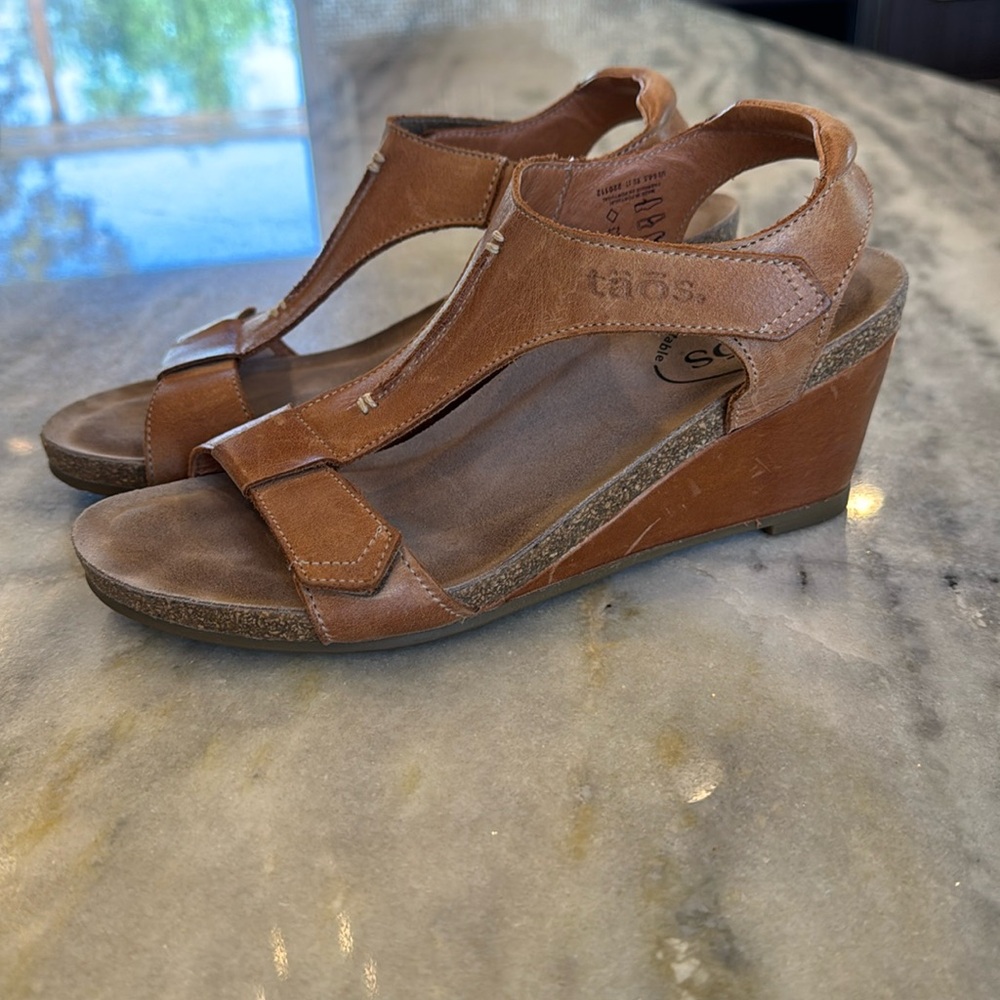 Taos Sheila 2 genuine leather wedge sandal caramel cognac luggage eu 37, 6.5, 7